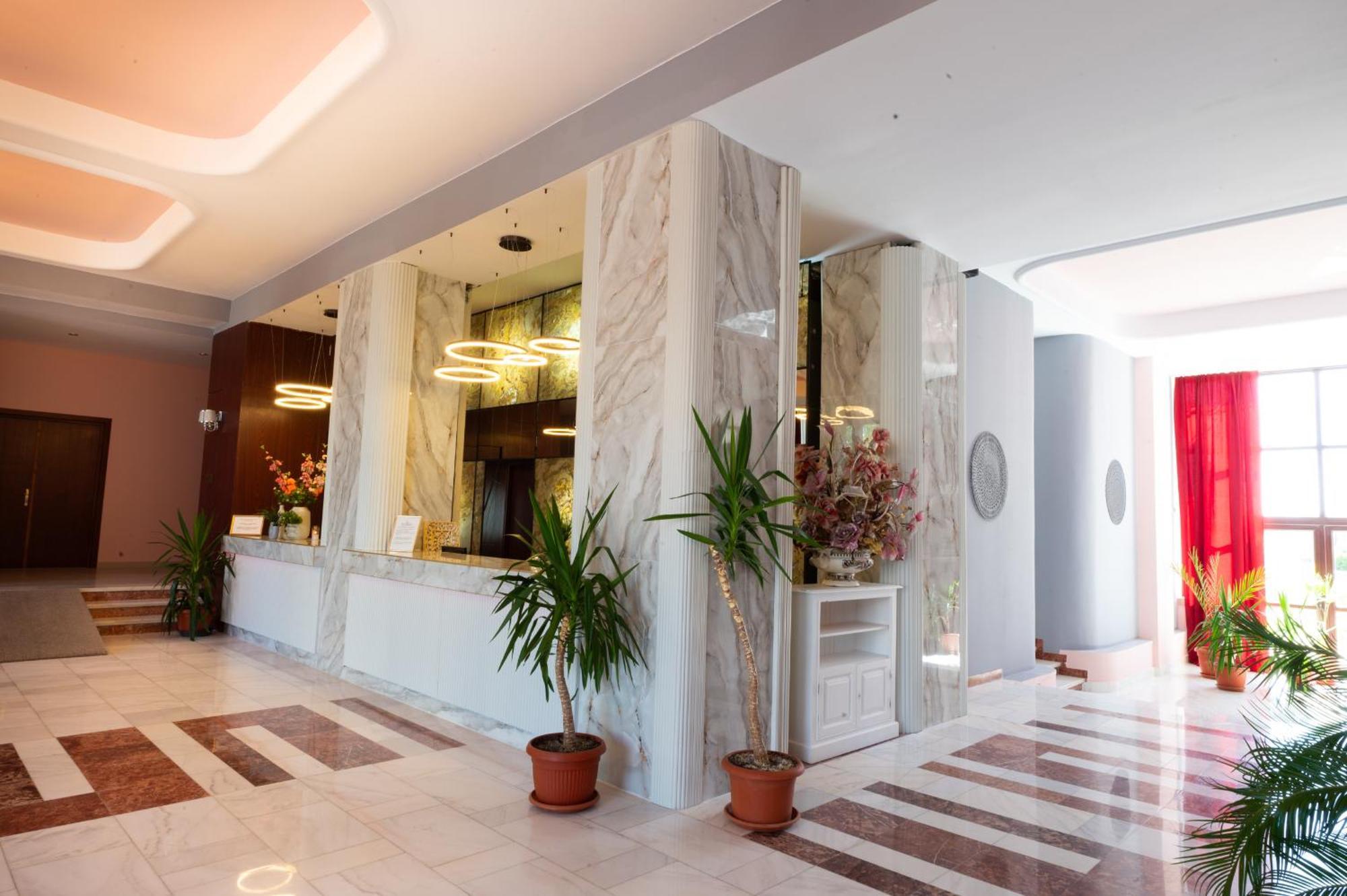 Hotel Ambasador Mamaia Exterior foto